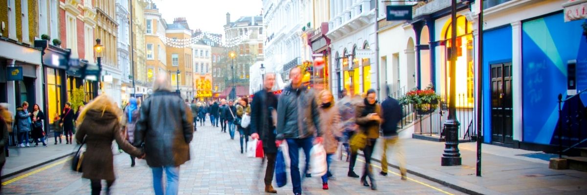 2025’te Sokak Modasında Öne Çıkan 10 Yeni Trend